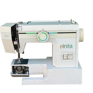 Elnita 225 Sewing Machine ~ FOR PARTS ONLY